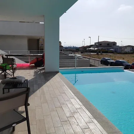 Con Piscina Privata Budoniaffitti Villa