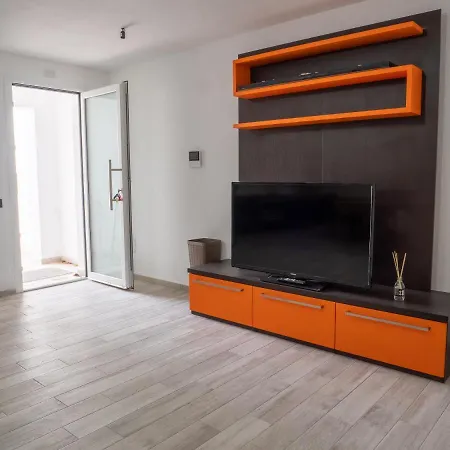 Con Piscina Privata Budoniaffitti * Budoni