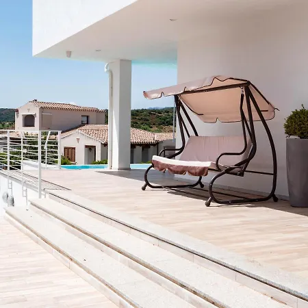 Villa Con Piscina Privata Budoniaffitti *